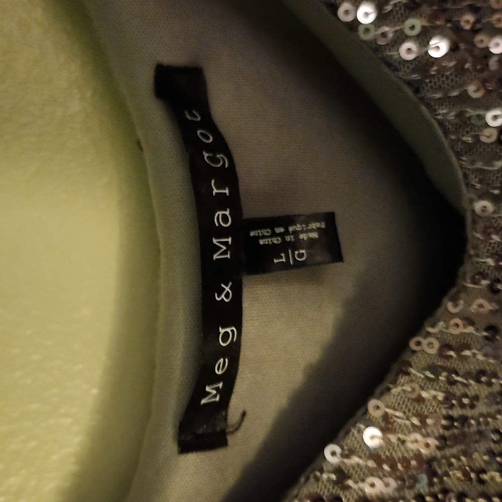 MEG AND MARGOT Silver Sequin Tank Top, Size L, EUC - Picture 2 of 4